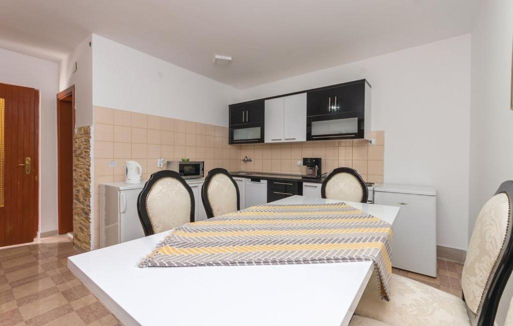 Villa Diana Пакоштане Экстерьер фото